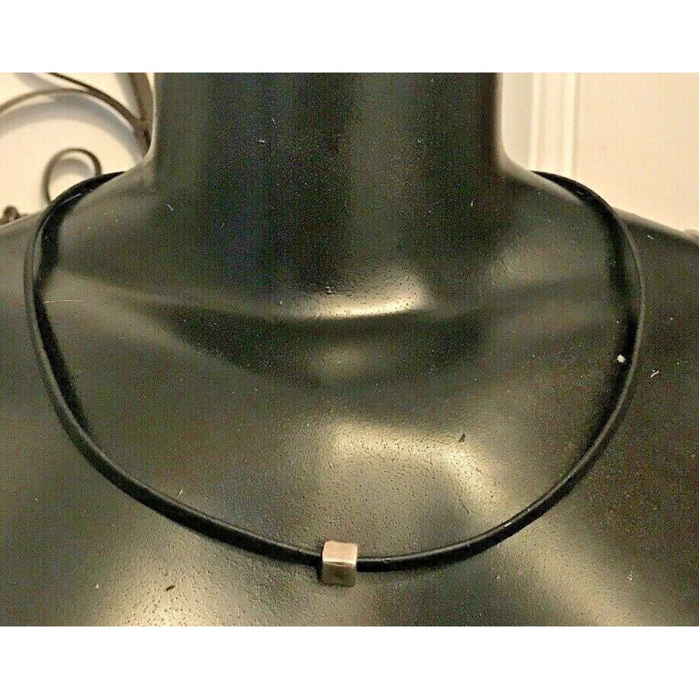 Elisabetta Studio Black Necklace with Siver-Tone Bead & Magnetic Closure 21"